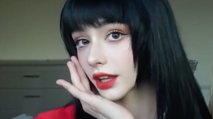 How Accurate Is This Russian Babe’s Kakegurui Cosplay? [Dasha Taran]