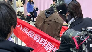 点击进入黑服羁绊剧情