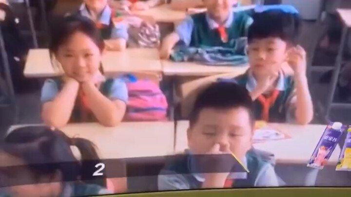 ต่อไปก็คงไปจับมือกับเพื่อนข้างๆ ใช่ไหม?