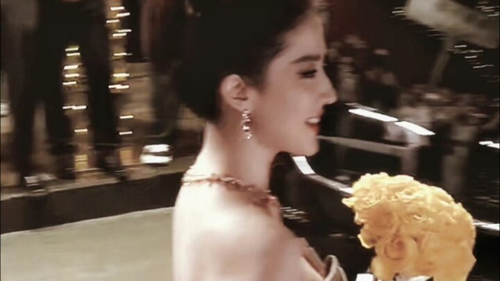 She really nailed it this time—how can anyone still say she’s just okay? Oh my god!! Only she, as th