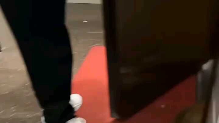 ظننت أنه مُجهَّز، عذراً، يا قطة الصغيرة المسكينة