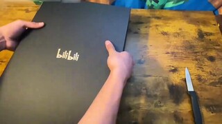 Unboxing and reading reviews of the 100,000-pink medal from UP USA!!!