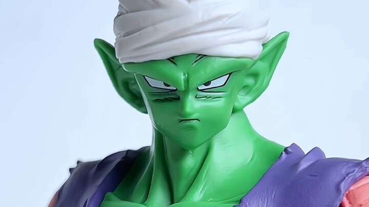 Can the cape be used as a foothold? Dragon Ball Departure Series 13B Piccolo