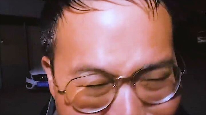 1993-born art school principal, 2.6 million yuan in debt, two children, burdened with debt—four key 