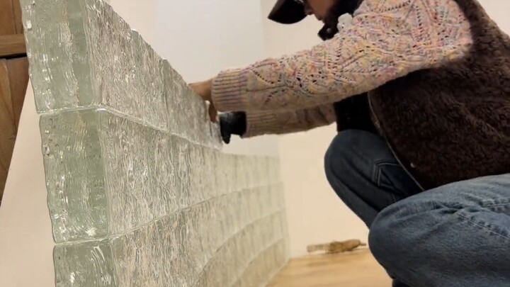 "God-Level TV" - Building a Wall in a Cafe
