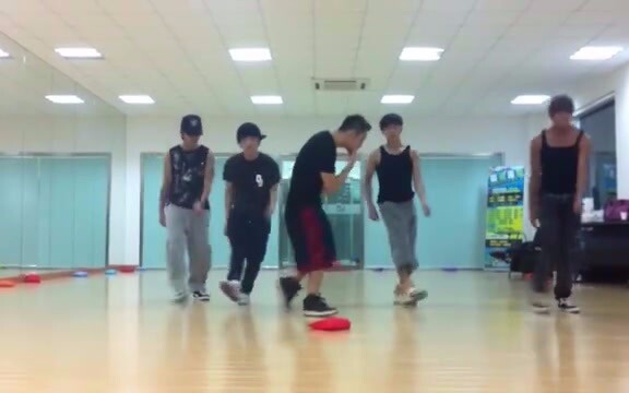 Pay the bill-MIC Boys Group (Dance Studio Version)