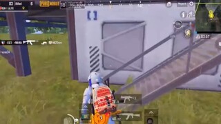 Cái quan trọng nhất là tìm đạn flare Gun