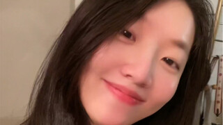 دائمًا في العشرين، ألاحق الفجر والغسق، دائمًا شابًا خالدًا.