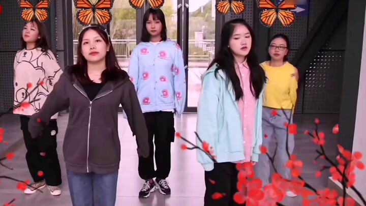 [Guizhou University] The Guizhou University Butterfly Dance, praised highly by the square dance aunt