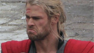 Cách thứ hai mươi lăm để mở tác phẩm điêu khắc cát trong " Marvel "