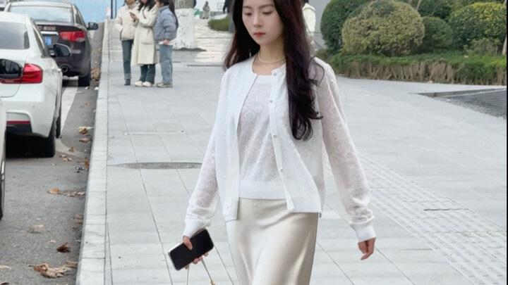 เมื่อคุณคิดว่าตัวเองแต่งตัวสวยหรูแล้วออกจากบ้าน (มุมมองคนเดินผ่าน)