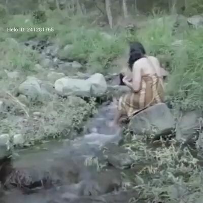 detik" mahmud, mamah muda mandi😁