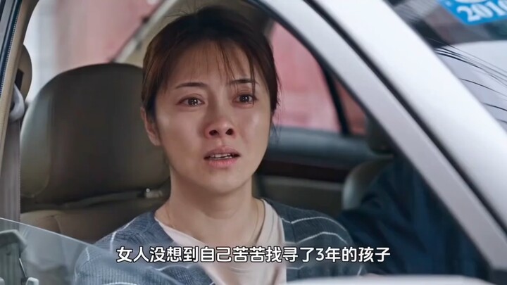 Người phụ nữ tìm con suốt ba năm, hóa ra lại bị người hàng xóm giấu trong nhà!
