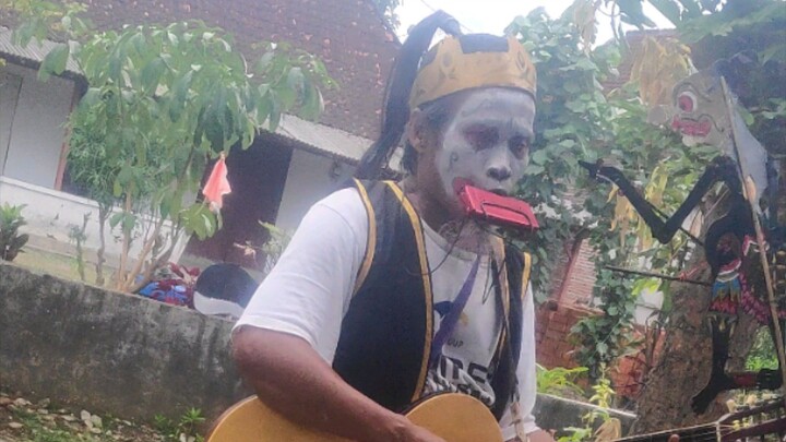 PENGAMEN LUCU