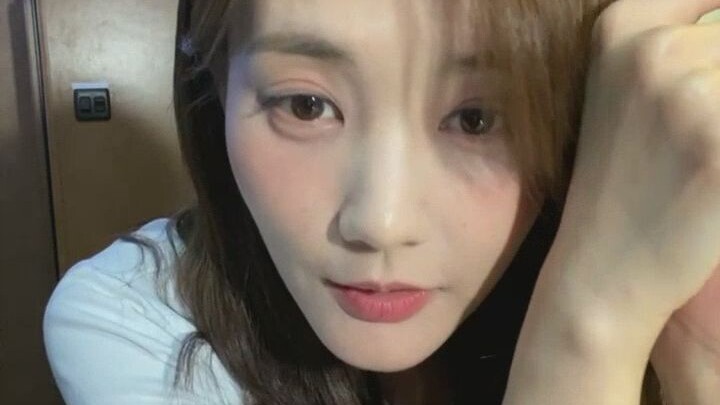 Actress Li Yitong’s Livestream ④!!!
