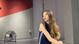 【CZ】《蓝  环  章  鱼》