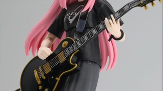 กีตาร์ในเรื่อง Lonely Rock ถูกวาดไว้แบบนี้ และ Pochi คงจะหัวเราะอยู่ในความฝัน!