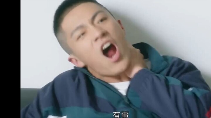 Người thầy khù khờ và cậu học trò nổi loạn