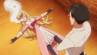 The male protagonist accidentally turned into a beautiful girl after drinking, and his roommate coul