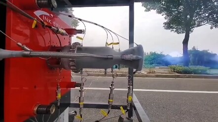 Uji coba mesin roket bertekanan model baru berhasil