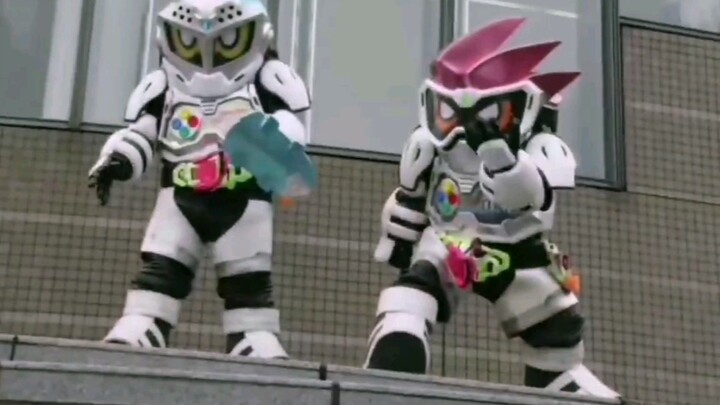 [Kamen Rider exaid] Gendut = Kawaii