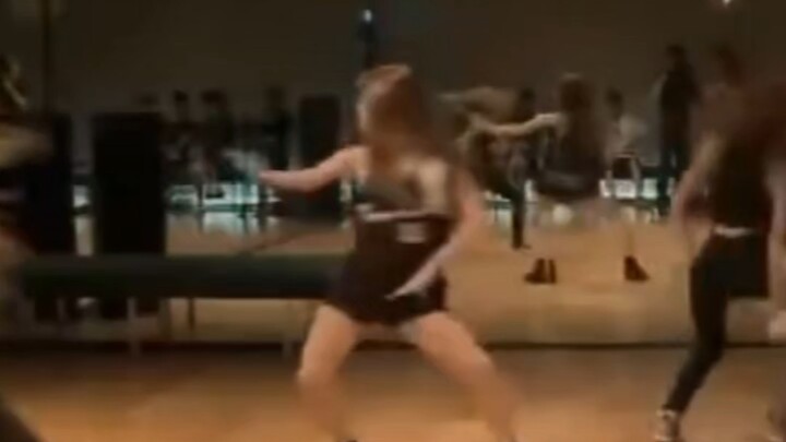 [Zhao Meiyuan] Dance practice video from her days as a YG trainee