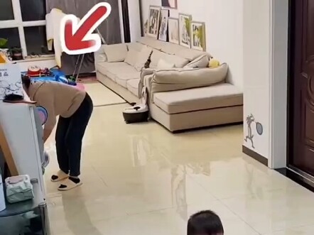 "วิดีโอตลก" ชีวิตครอบครัว "ดูแล้วหัวเราะ"