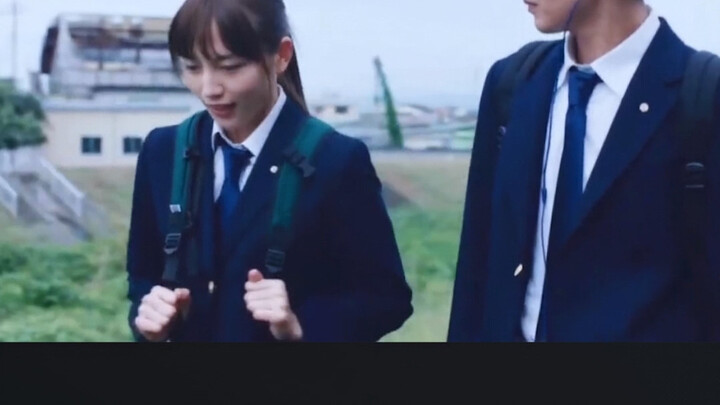 你这家伙，假装没听见然后自己直接告白吗！