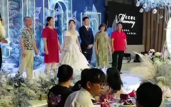 本人婚礼，全程使用dnf配乐
