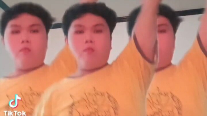 First tiktok dance🤘🏻🕺🏻