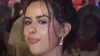 คุณสามารถตอบสนองมาตรฐานของผู้หญิงคนนี้ในการเป็นคู่ครองได้หรือไม่?