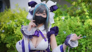 cosplay Azur Lane Cheshire, coser membuat banyak riasan, tetapi adegannya agak sulit dikendalikan.