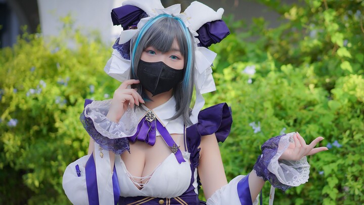 cosplay Azur Lane Cheshire, coser trang điểm khá kỹ nhưng cảnh quay hơi khó kiểm soát.