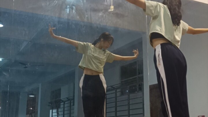 Không liên quan gì đến chuyện tình cảm, tôi sẽ cầm bút lên và chờ câu trả lời của bạn (hoạt động)