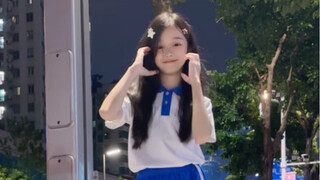 甜甜的手势舞来啦