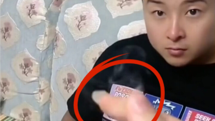 Real masters are among the people: a finger-smoking stunt!