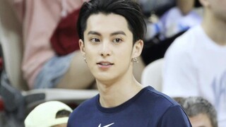 Wang Hedi: You little brats, just wait till I charm the socks off you!