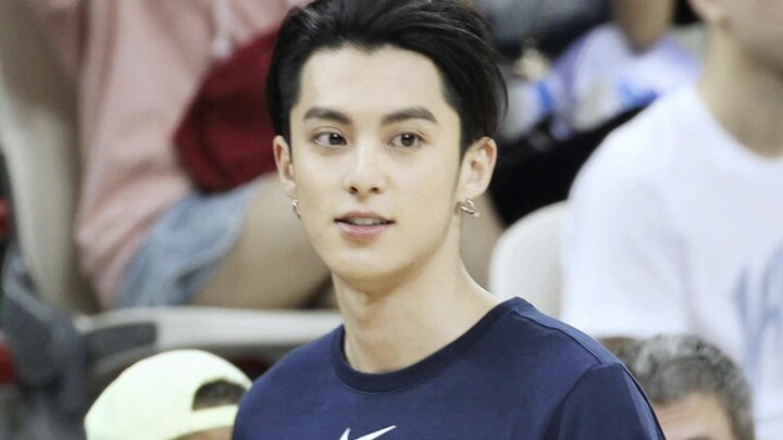 王鹤棣：小样儿，看我不迷死你们