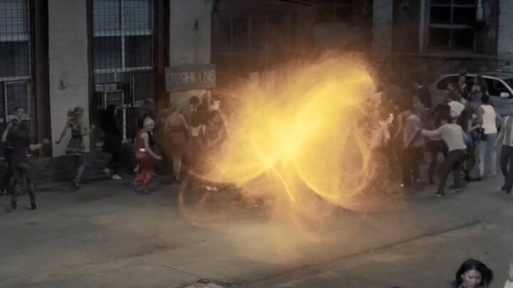 Countless invisible monsters appear on Earth, and humans are wiped out when they encounter them, kil