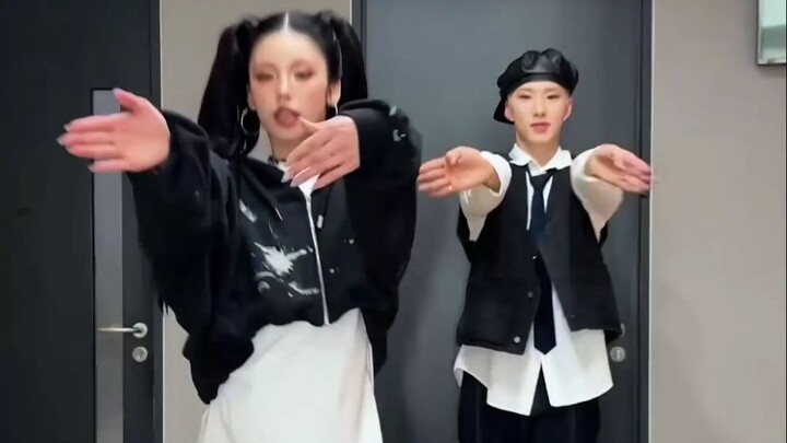 Today's Dance Challenge: Huening Kai + Seonwoo Kyung-won + LE SSERAFIM + KISS OF LIFE