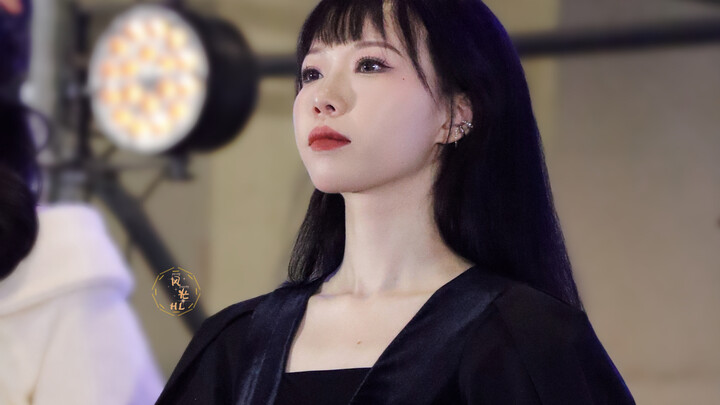 Nhảy "Chúc tiểu thư ngủ ngon" tại hội chợ truyện tranh lần thứ 14