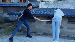 The post-00s young lady is just so fresh!