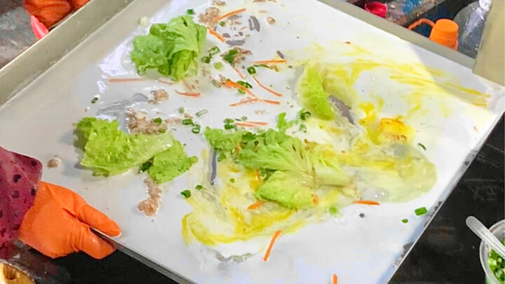 “Về chuyện tôi ăn một đĩa cháo quẩy mà người Quảng Đông nhìn vào chỉ biết lặng thinh”