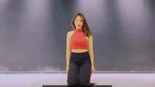 [ทักษะการเต้นรำแจ๊สขั้นพื้นฐาน—ตะขอแมงป่อง] เมื่อยกต้นขา คุณต้องเปิดให้สุด หากไม่ดันสะโพกออก ขาของคุ