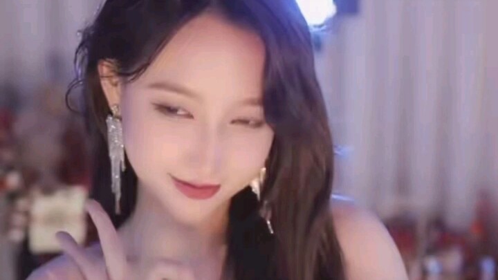 Mina: I just measured myself—I’ve gotten bigger again lately!