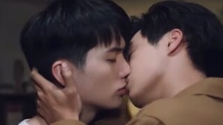 [BL] ปากนุ่มขนาดนี้…ขอจูบบ่อยๆได้ไหมครับ!?