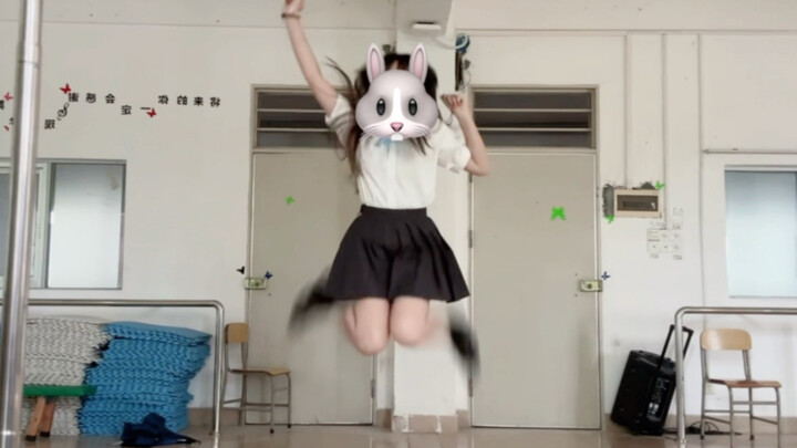 أوه، هاييو، زميلة الدراسة في السنة الأولى