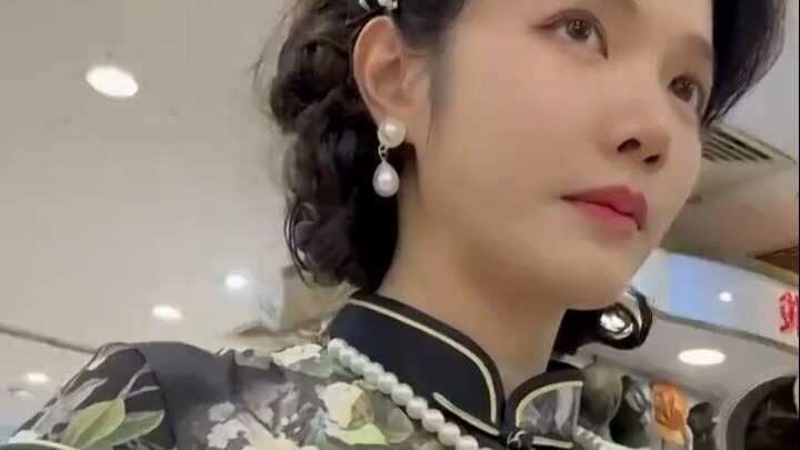 Taiwanese actress comes to Shanghai to experience the style of a Republican-era lady
