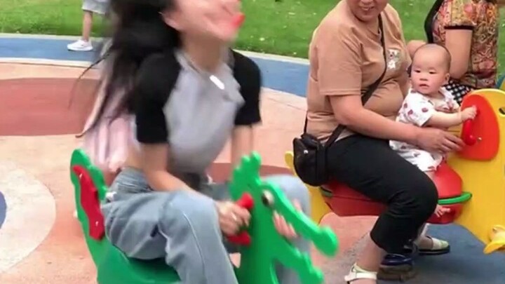 ทำไมไม่ใช้ชีวิตอย่างกล้าหาญล่ะ? จริงๆ แล้วคุณไม่มีผู้ชมมากนัก