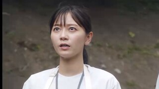 The instinct to mate with a corpse is so touching! Omega, what on earth are you filming???